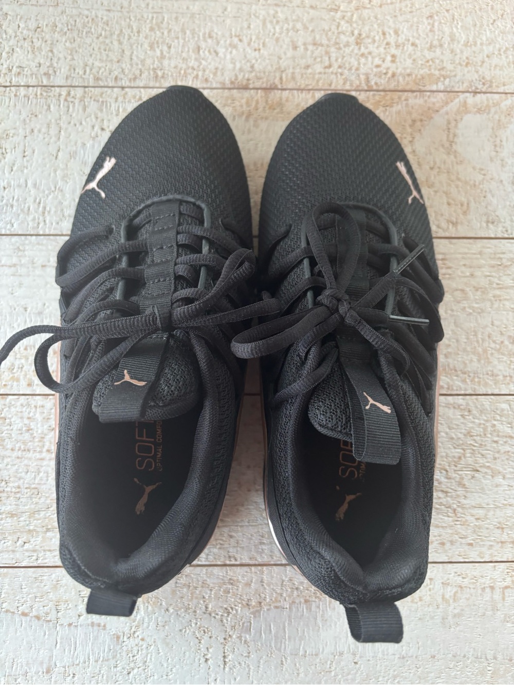 PUMA Axelion Women's Running Shoes - Black / Rose Gold - Size 9